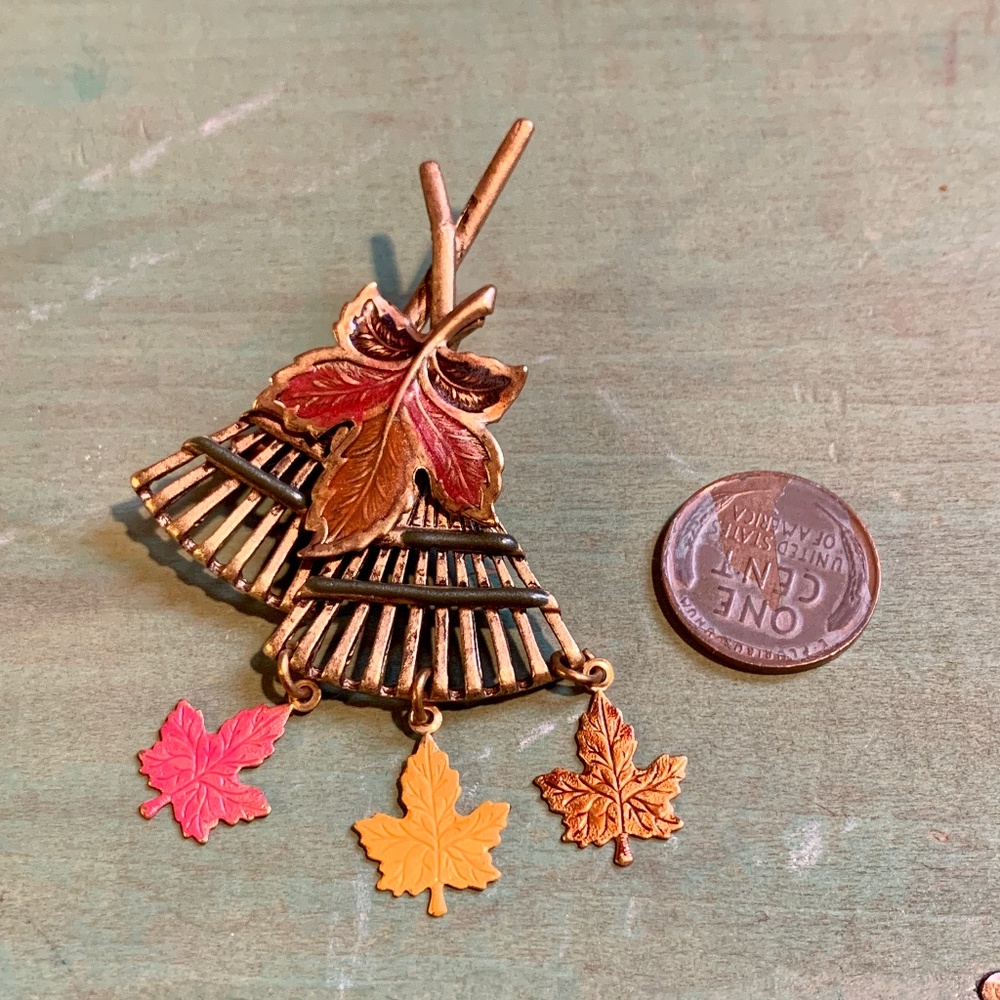 Autumn Rake & Maple Leaf Dangle Pin - Fall Harvest